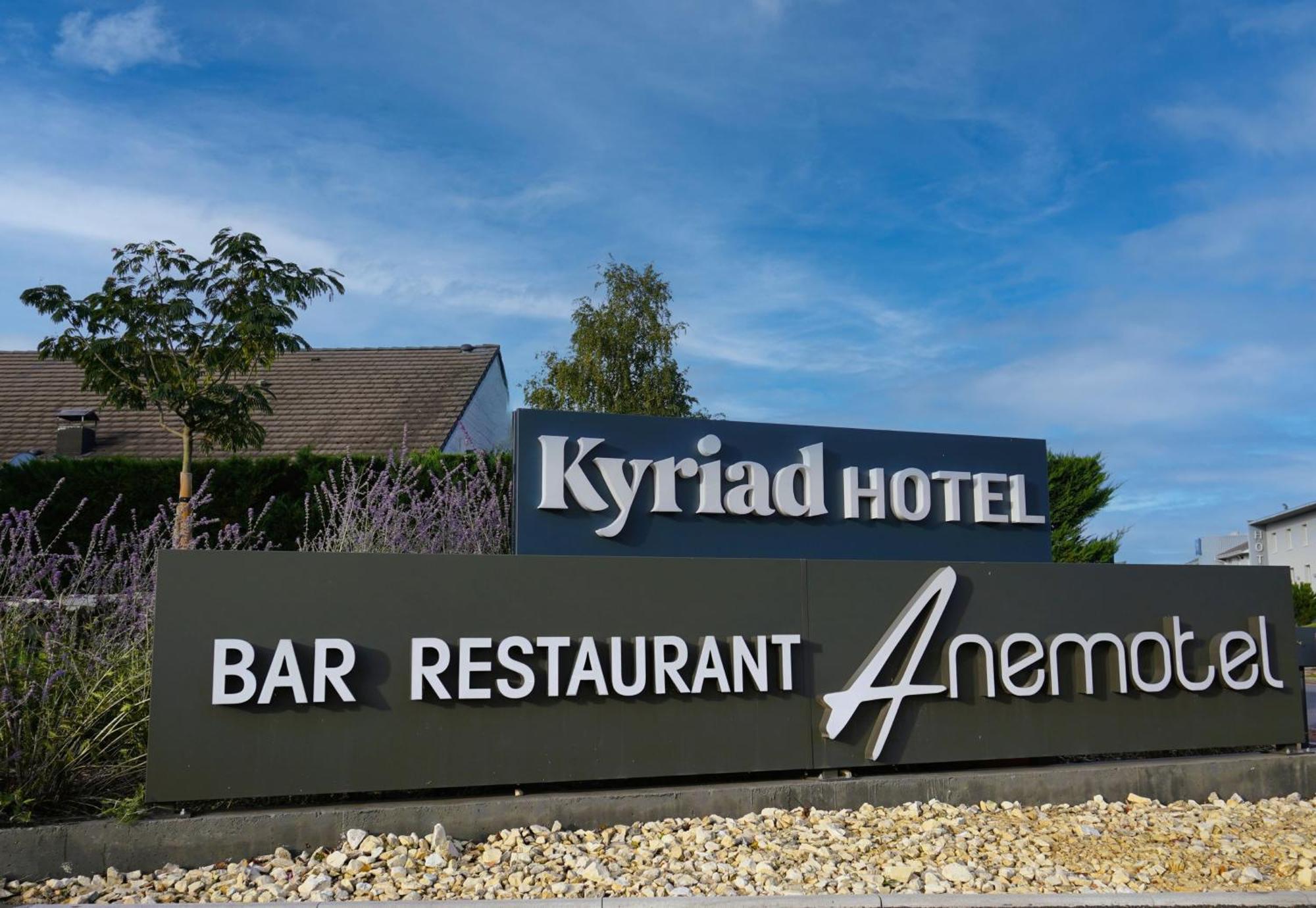 Kyriad Clermont Ferrand Nord - Riom Exterior foto